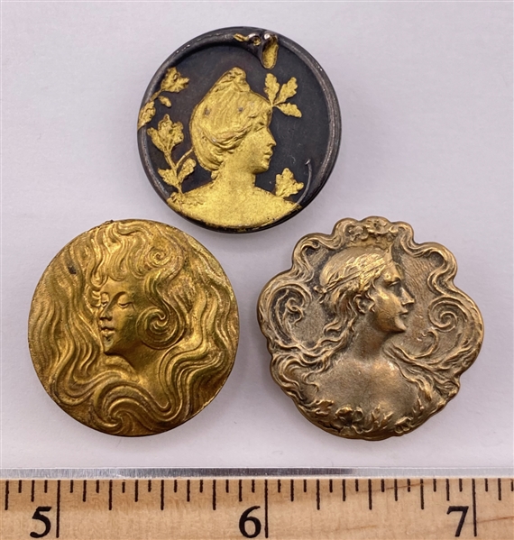 Nouveau Heads