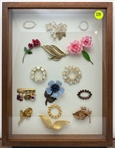 Pins (jewelry)